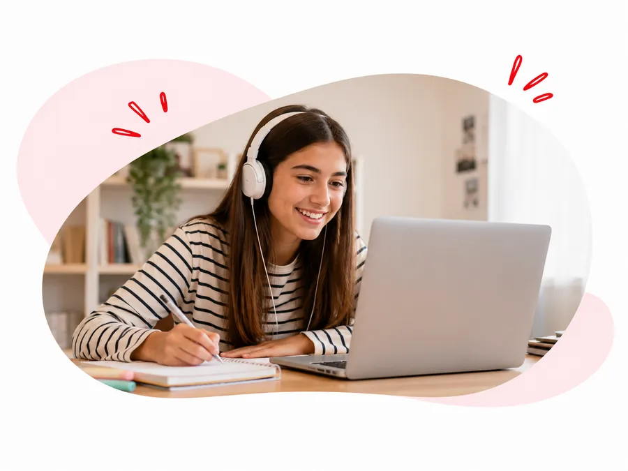 Lycéenne suivant ses cours en ligne